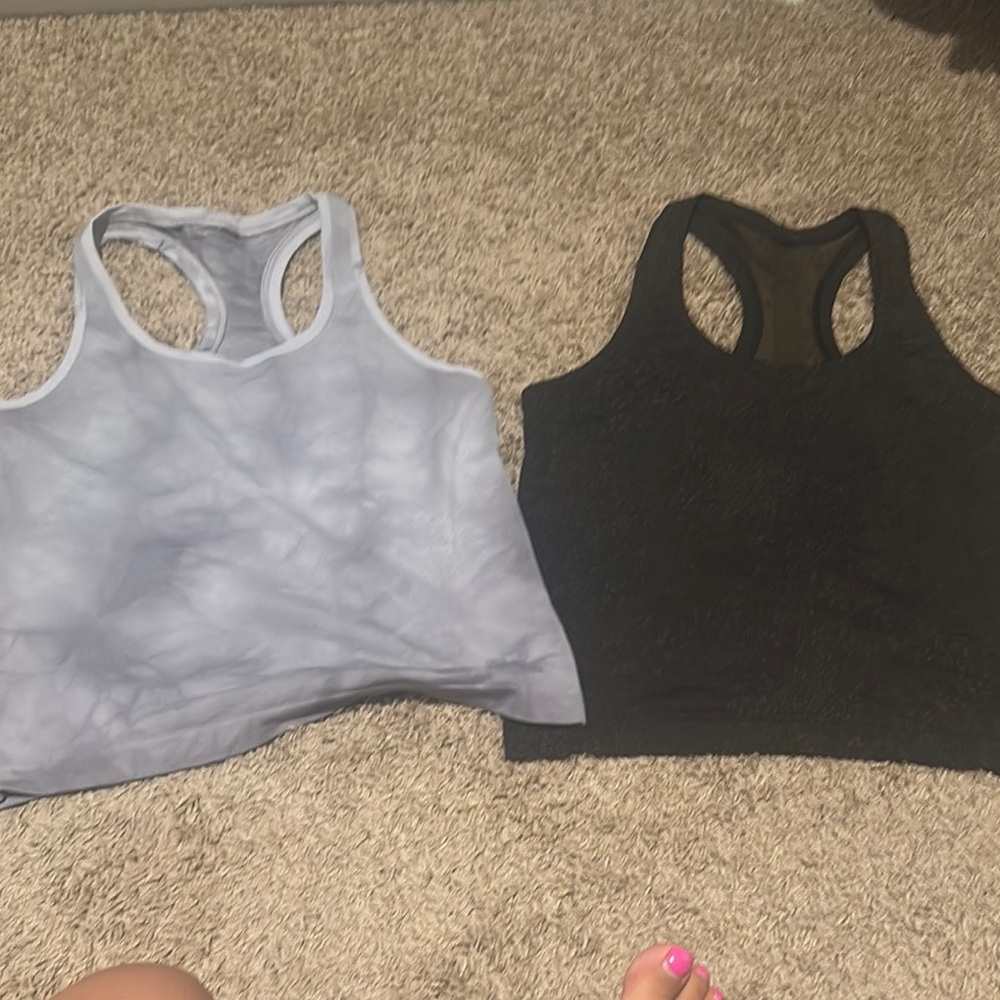 Lululemon Athletica Gray and Black Fitted Crop Tank Tops